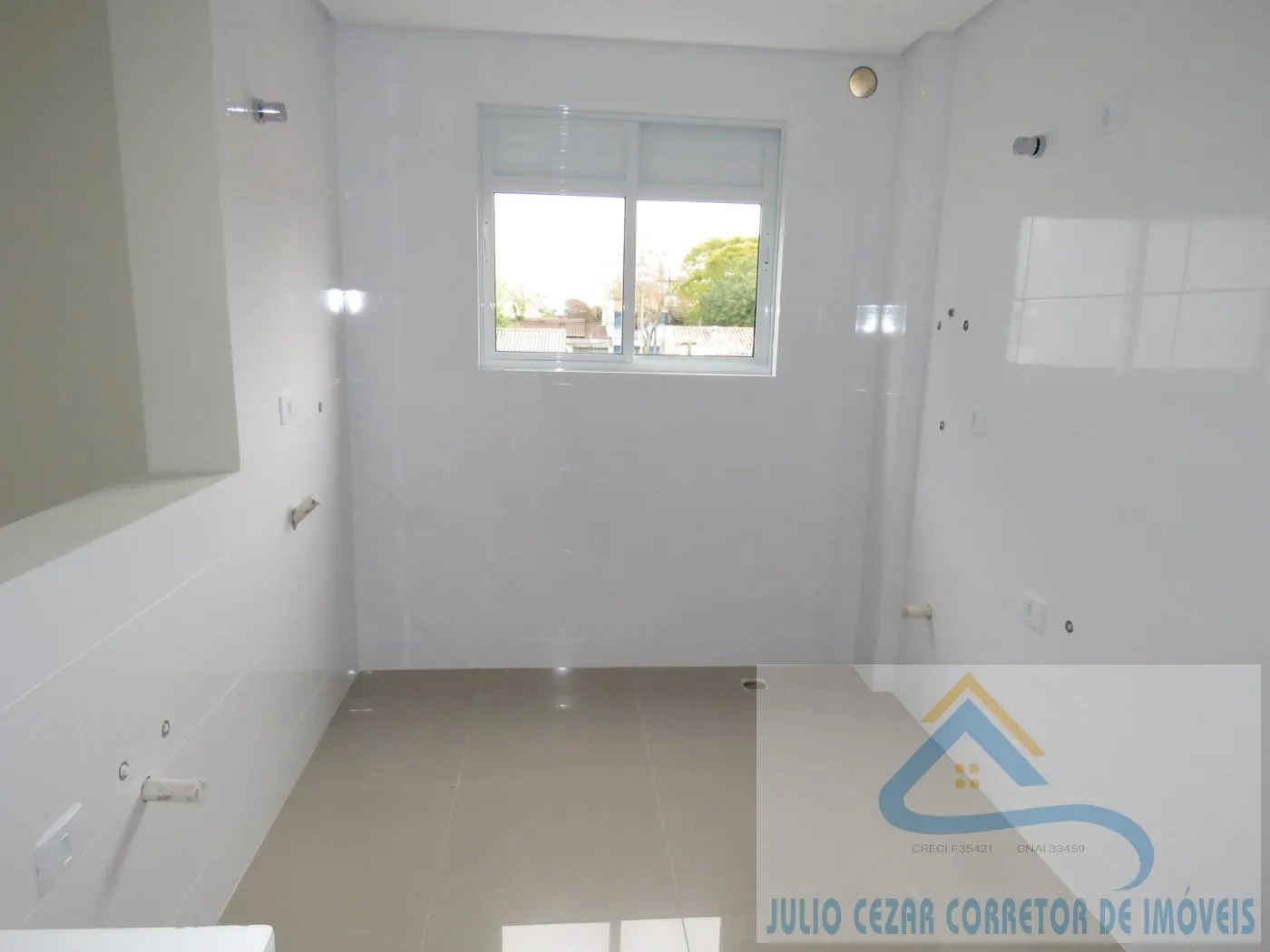 Imagem Apartamento para Venda em São José dos Pinhais, São Cristóvão, 2 dormitórios, 1 suíte, 2 banheiros, 1 vaga