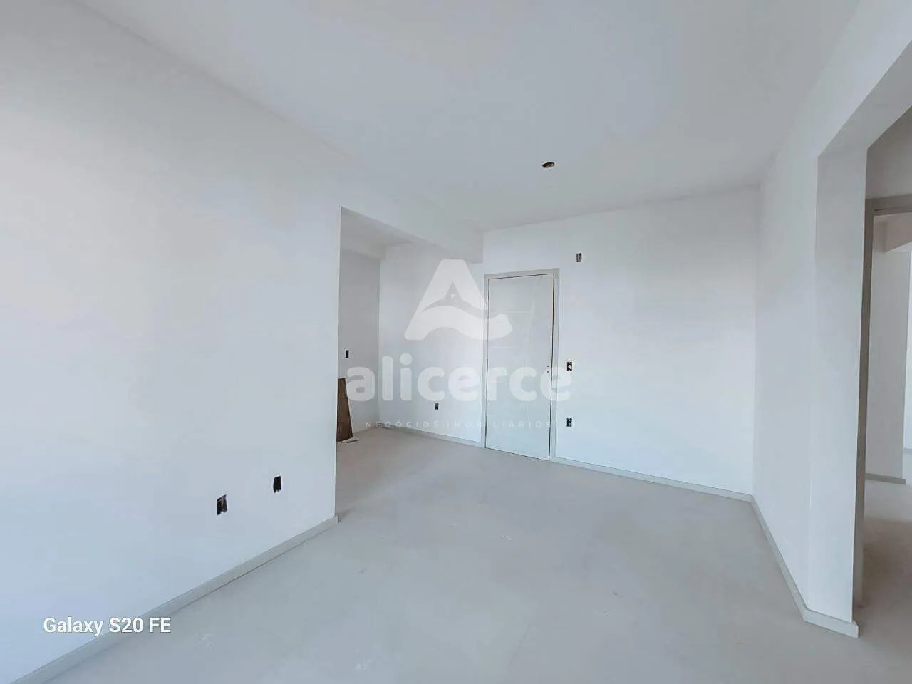 Imagem Seu novo lar no Nova Palhoça: 3 quartos, sacada c/ churrasqueira e área de lazer incrível!