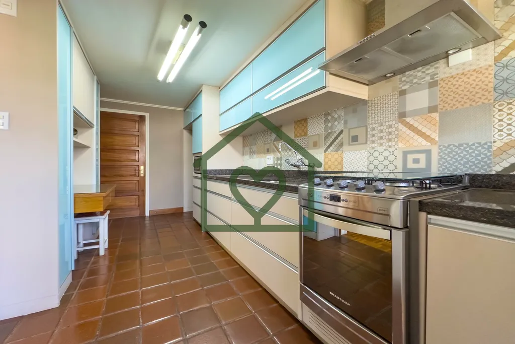 Imagem Ótimo apartamento de 3 dormitórios sendo 1 suíte, no Bairro Petrópolis em Porto Alegre. 
 
Para ...