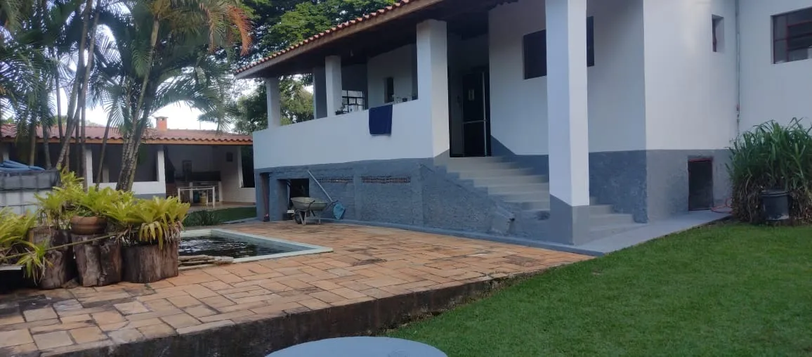 Imagem Chácara de 2.800m² em Araçoiaba da Serra - Casa Térrea com 3 Dormitórios, 1 Suíte e Área Gourmet