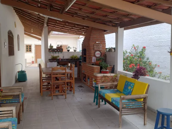 Imagem CASA TÉRREA EM 2 LOTES MAIS EDICULA