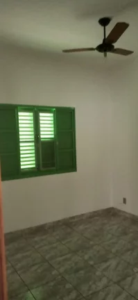 Imagem Casa no vista alegre, 4 quartos, quintal muito grande!!