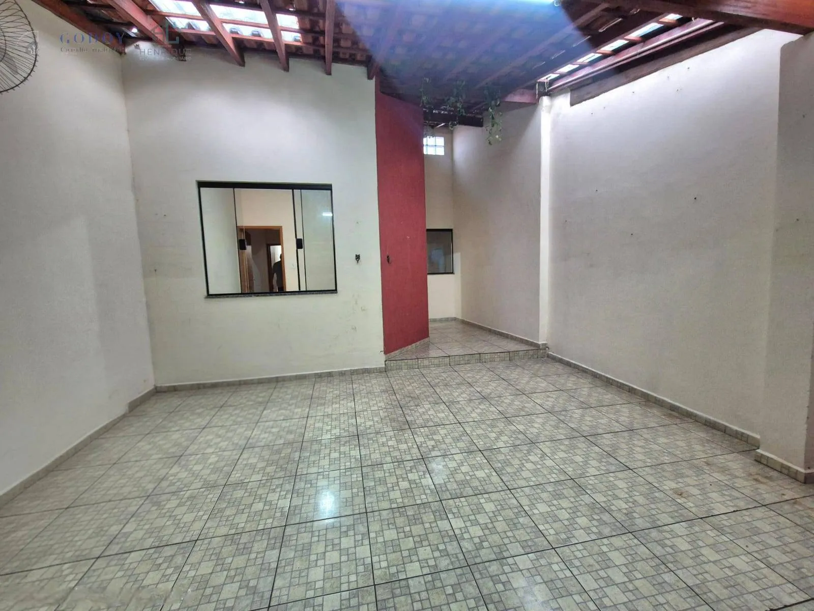 Imagem Excelente Casa no Mombaça com Suíte