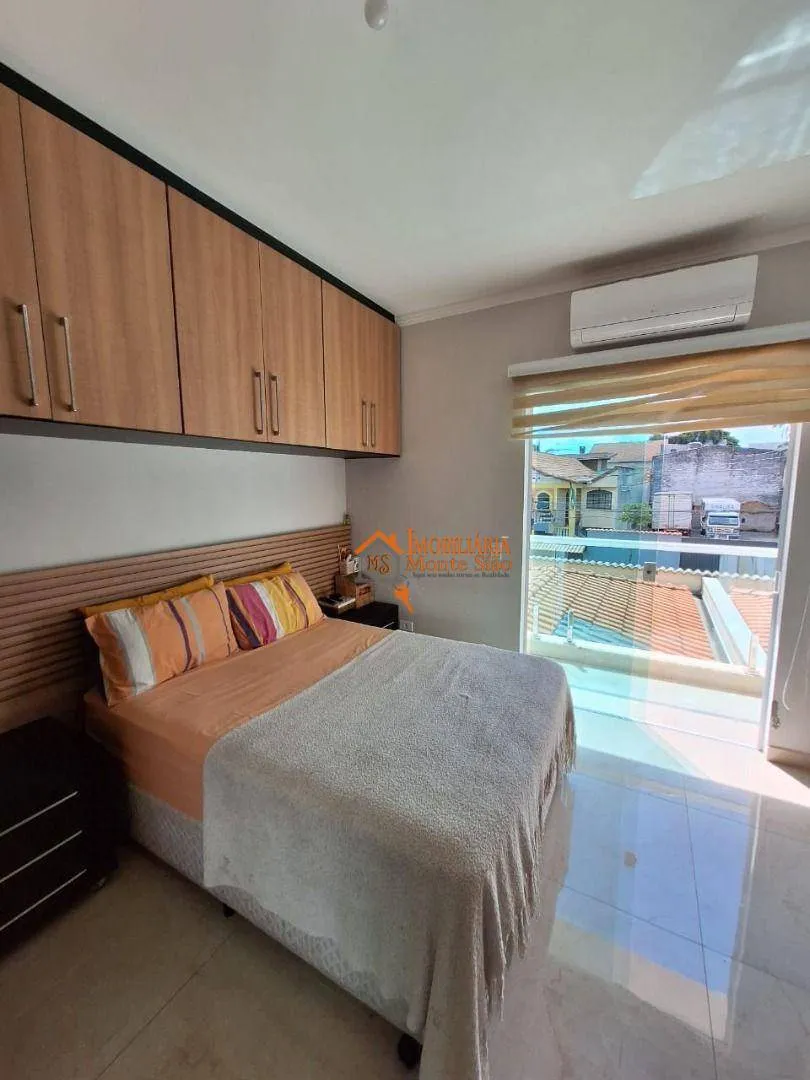 Imagem Sobrado com 3 dormitórios à venda por R$ 900.000,00 - Center Ville - Arujá/SP
