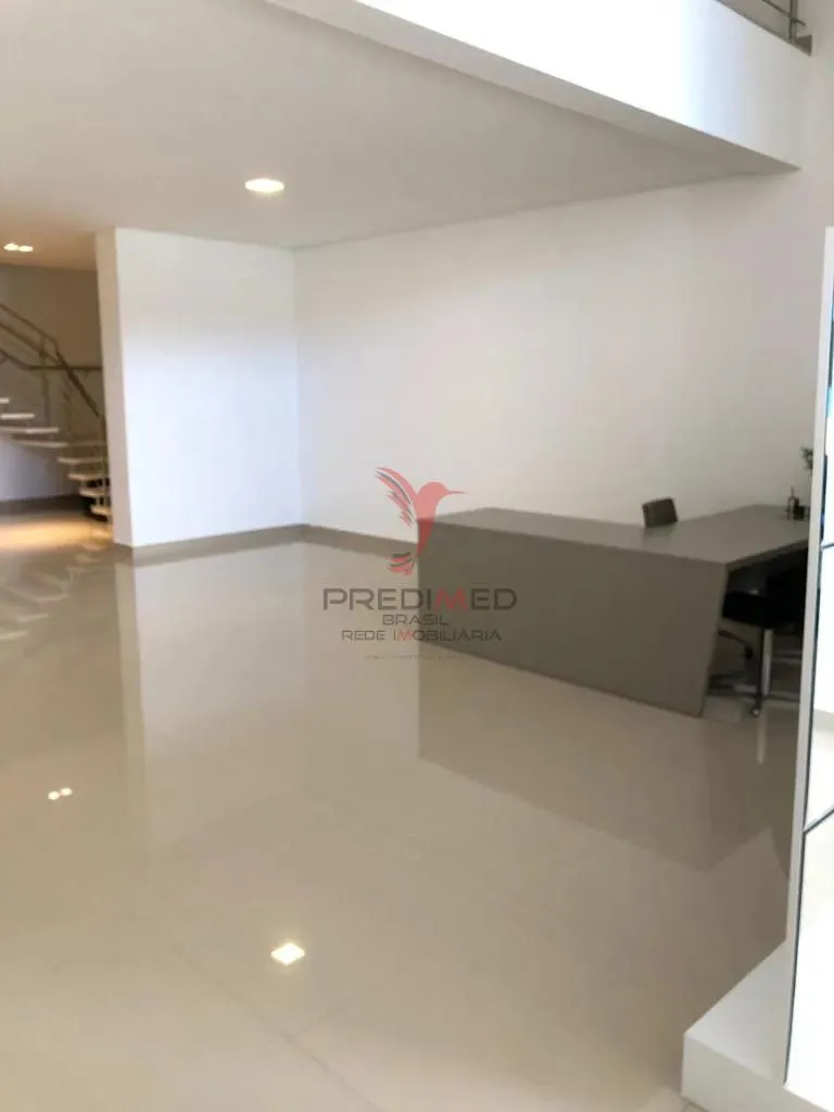 Imagem Oportunidade Premium: Sala Comercial no Phoenix Tower - Centro de Balneário Camboriú