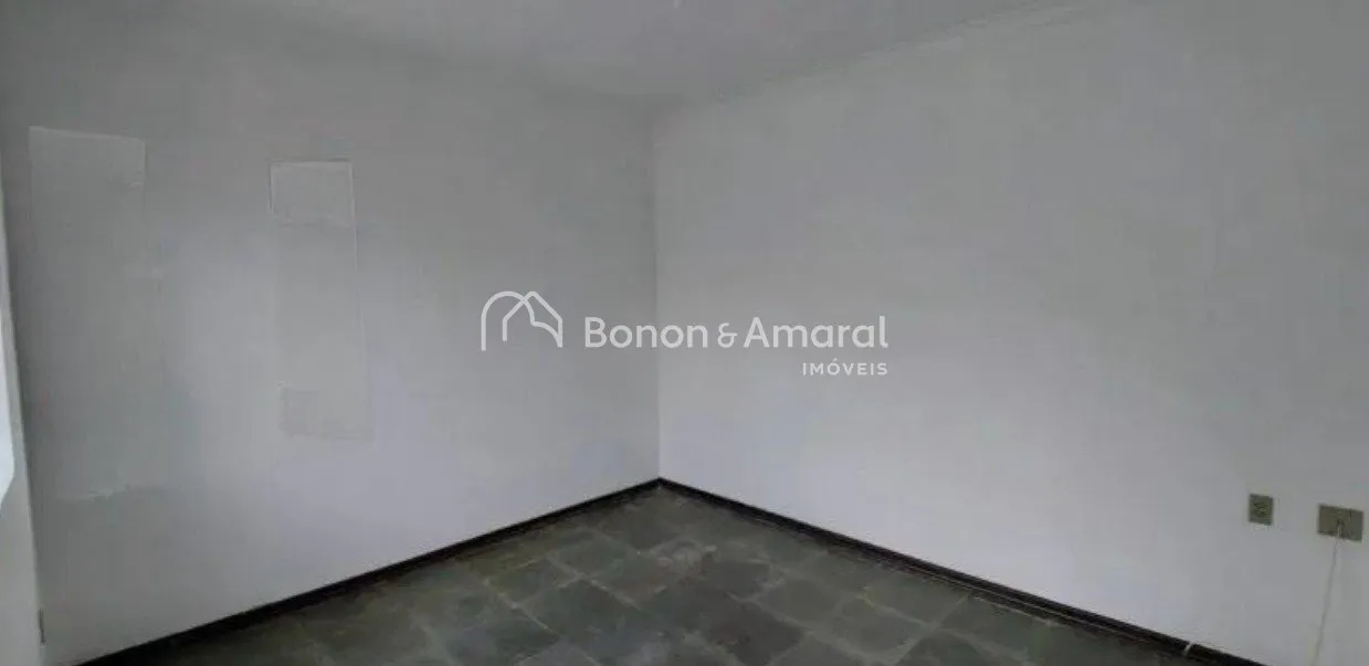 Imagem Sobrado com 3 Quartos e 4 banheiros à Venda, 170 m² por R$ 930.000