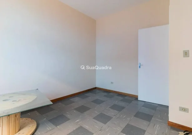 Imagem Galpão Comercial mais 4 Salas e Imóvel nos Fundos - Localização Estratégica