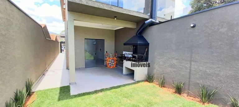 Imagem Sobrado com 3 dormitórios à venda, 122 m² por R$ 850.000,00 - Alvinópolis - Atibaia/SP