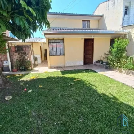 Imagem Casa 02 quartos, edícula, no Capão da Imbuia em Curitiba PR