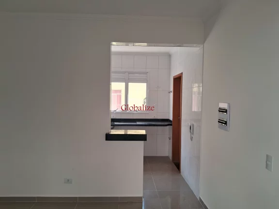 Imagem Belo sobrado em Vilagio no bairro do Marapé com 2 suítes, garagem privativa a venda por R$ 695.000,00