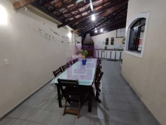 Imagem Casa Pitangueiras com piscina e churrasqueira!!!