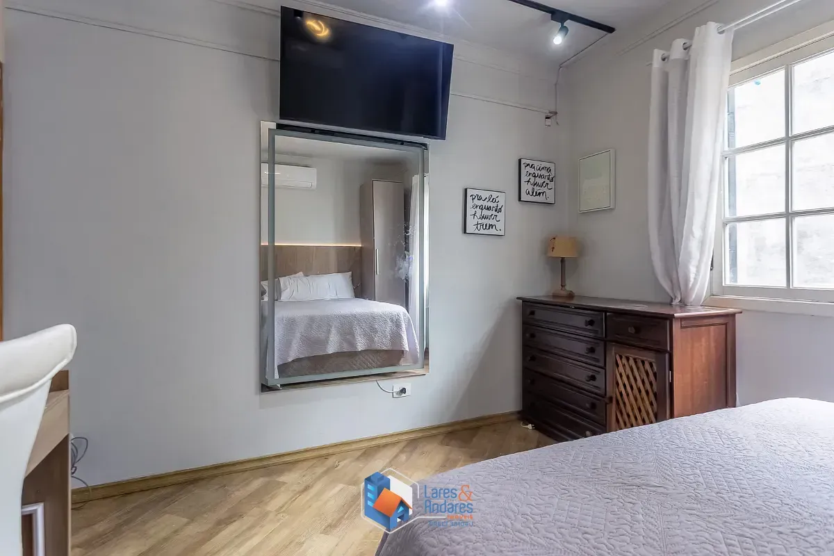 Imagem Sobrado para venda em Vila Império com 3 quartos, sendo 1 suíte, 219m²