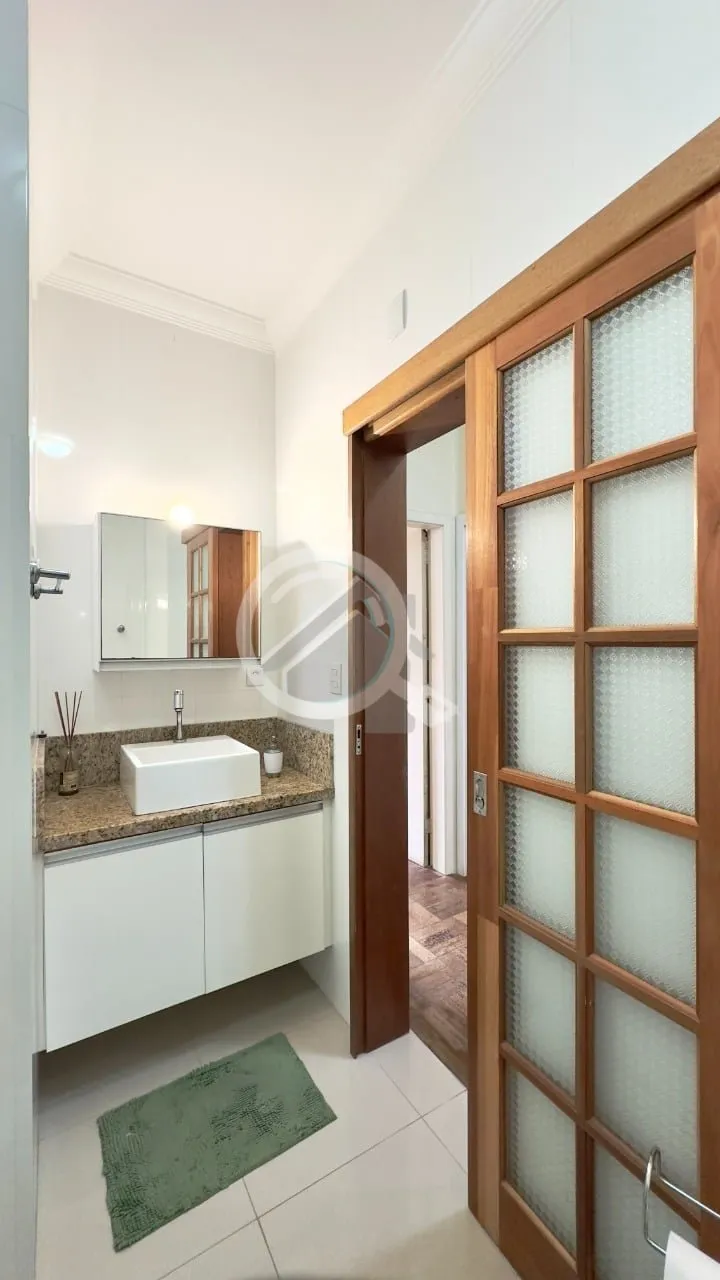 Imagem Apartamento de 80m², 3 dormitórios, sendo 1 com sacada, peças ampla, living para 2 ambientes, coz...