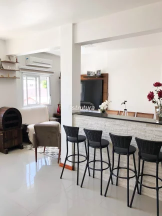 Imagem Amplo apartamento Duplex em localização privilegiada!