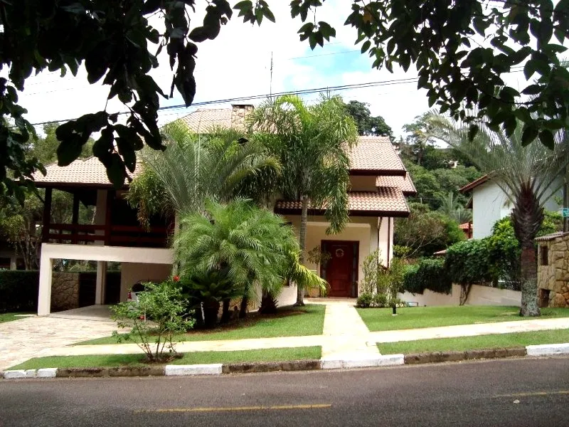 Imagem Imperdível oportunidade de adquirir casa de luxo em condomínio no Condomínio Chácara Flora, Valinhos-SP: 4 quartos, 4 suítes, 6 banheiros, 4 vagas, 430m².