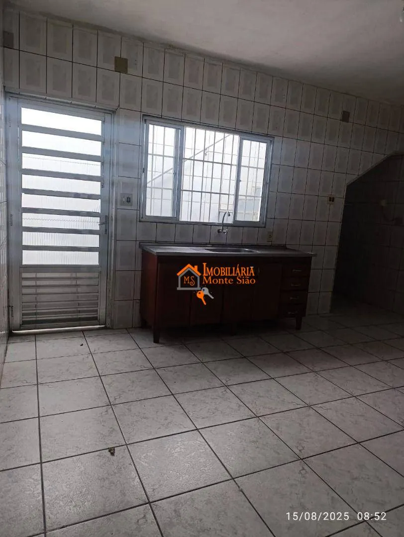 Imagem Casa com 3 dormitórios à venda, 250 m² por R$ 650.000,00 - Jardim Adriana - Guarulhos/SP