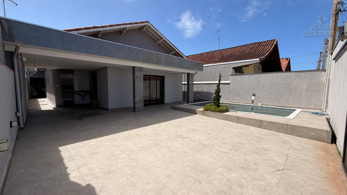 Foto do imóvel CASA 3 QUARTOS, SENDO 3 SUÍTES, 4 VAGAS GARAGEM - JD IMPERADOR em Jardim Imperador, Praia Grande - SP