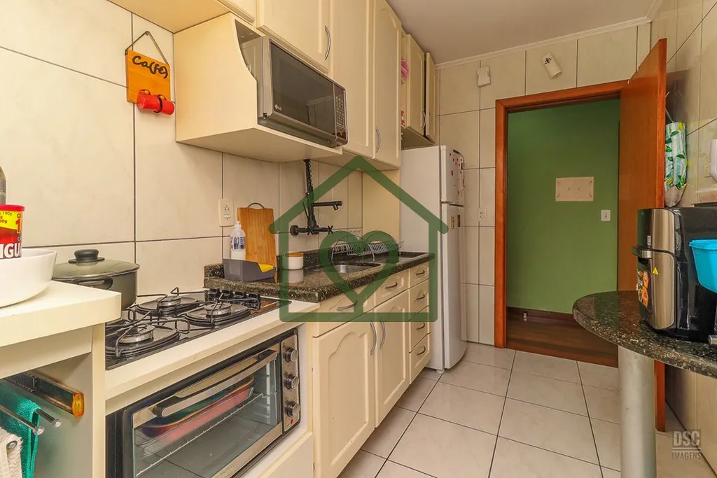 Imagem Apartamento de 86m² com 3 dormitórios, 2 banheiros, sala de estar, sacada, cozinha, escritório. C...