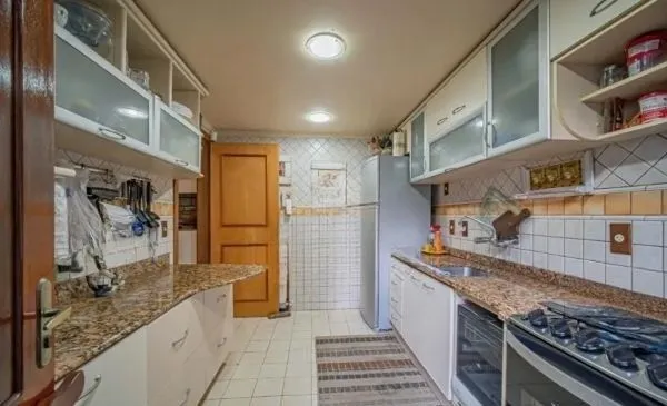 Imagem Casa em Gramado de 4 dormitórios e 4 vagas