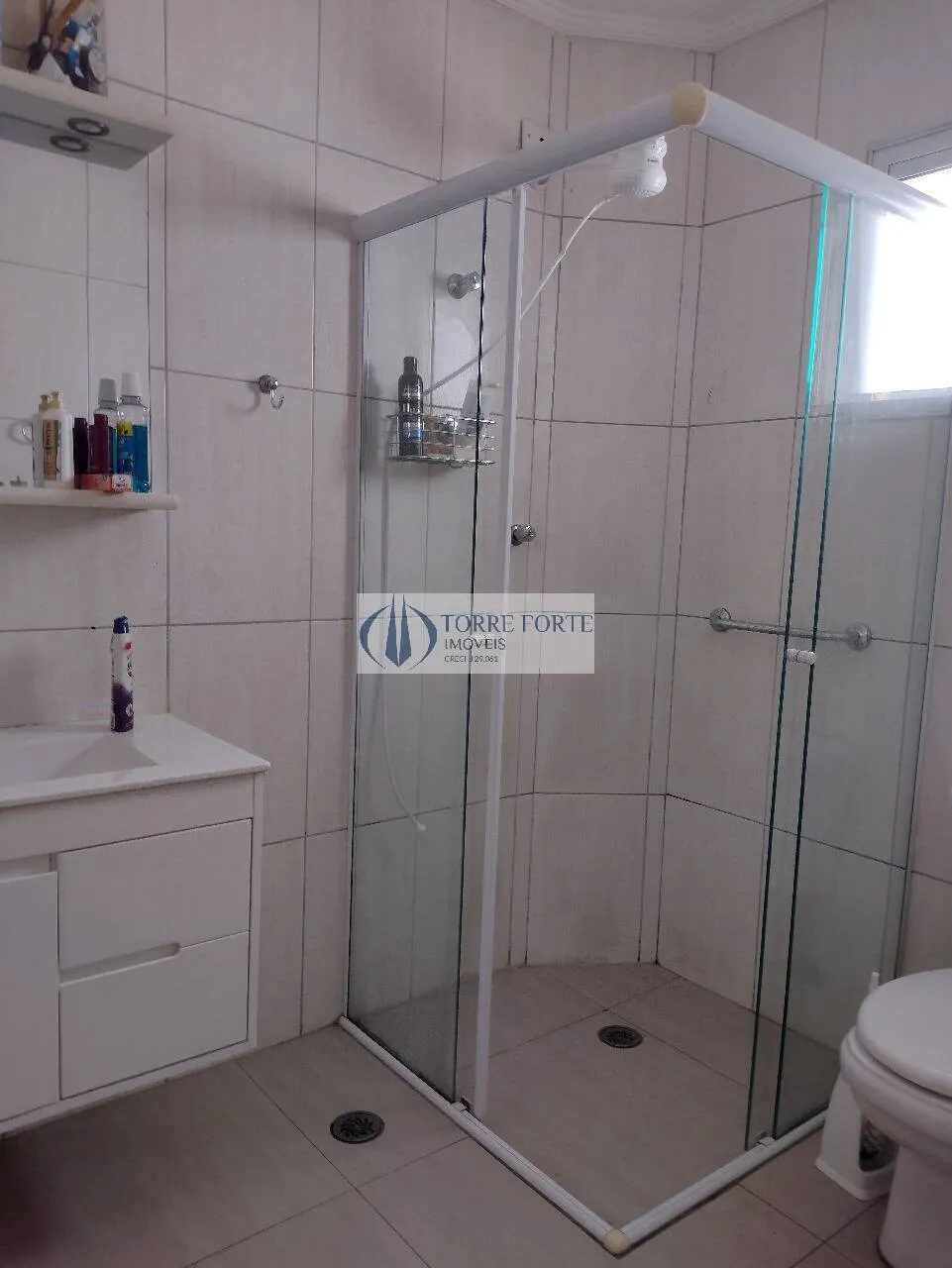 Imagem Lindo apartamento 3 dormitórios, 1 suíte, 2 vagas no Campestre
