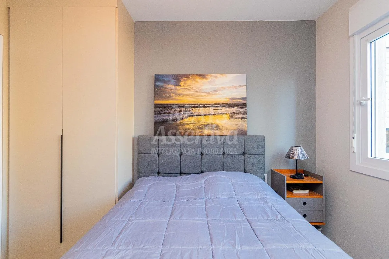 Imagem Ótimo apartamento mobiliado e decorado à venda em Porto Alegre/RS