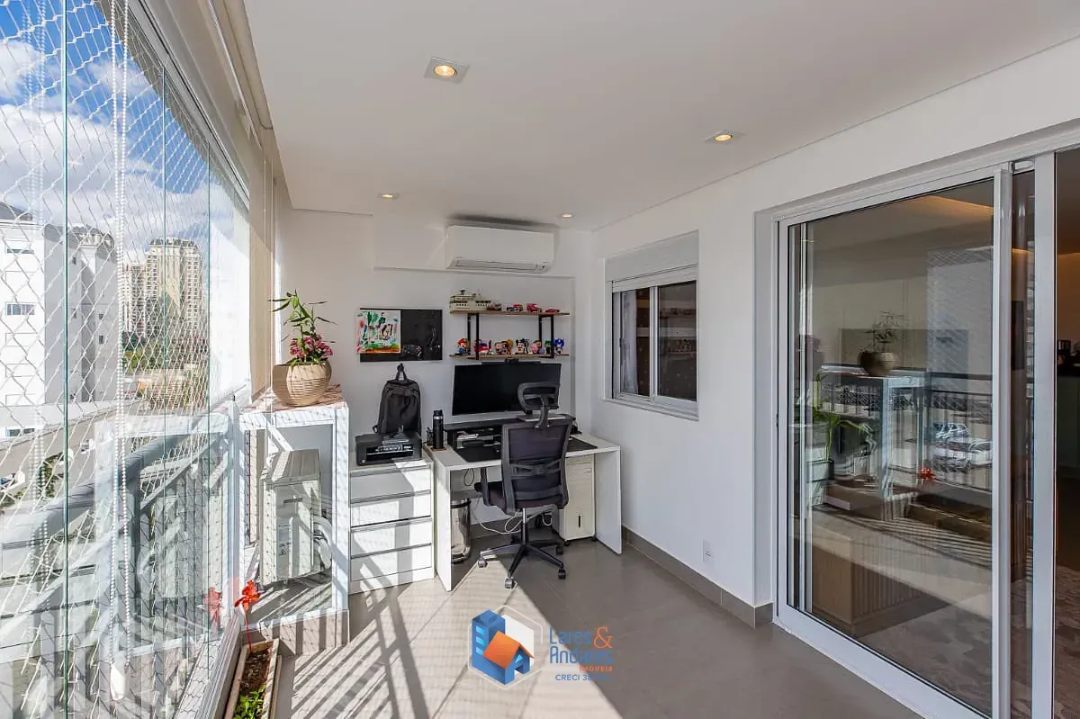 Imagem Apartamento para venda em Santo Amaro com 3 quartos, sendo 2 suítes, 83m²