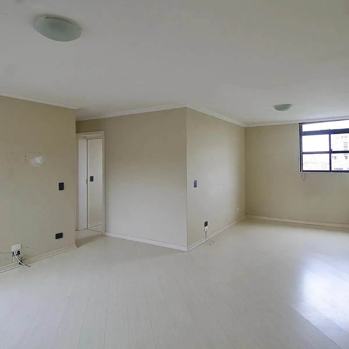 Imagem Apartamento com 2 Quartos à Venda, 61,37 m² em Mercês - Curitiba