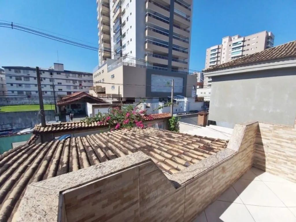 Imagem CASA COM 200,00 m² - CANTO DO FORTE - PRAIA GRANDE SP