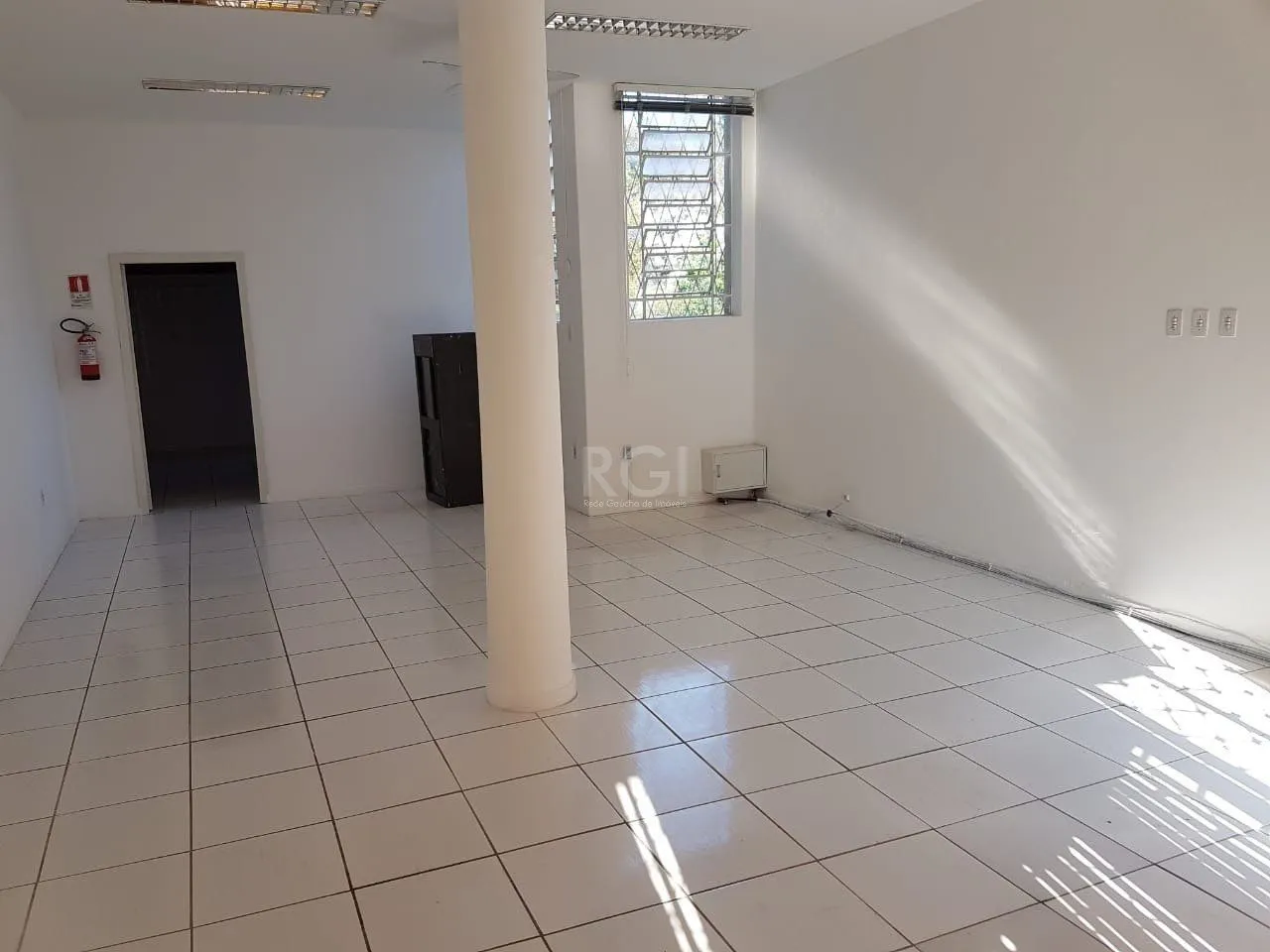 Imagem Loja para Venda - 93m², 0 dormitórios, Protásio Alves