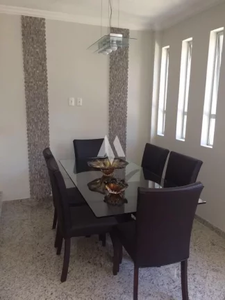 Imagem Casa sobreposta alta à venda com 4 suítes e área de lazer privativa no Embaré de Santos/SP