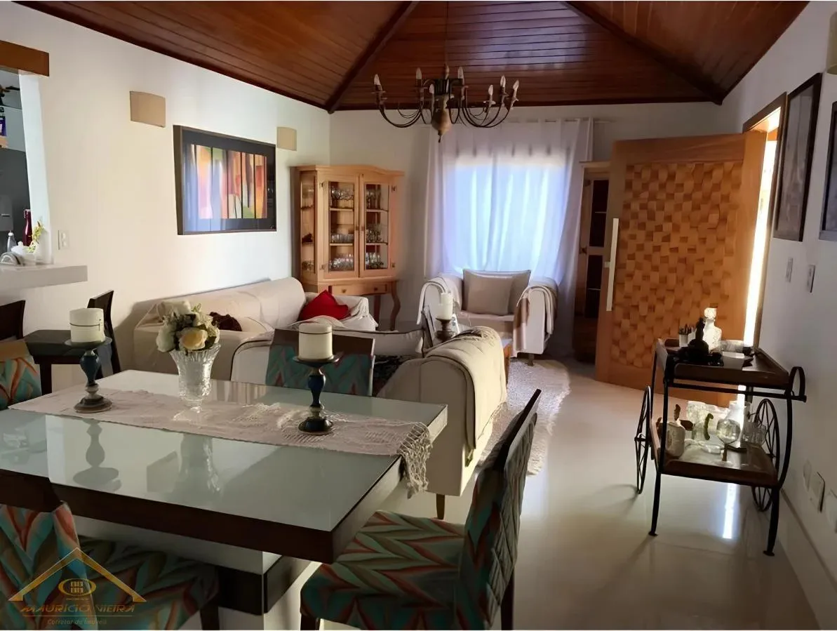 Imagem Casa em Condomínio para Venda em Cabo Frio / RJ no bairro Ogiva