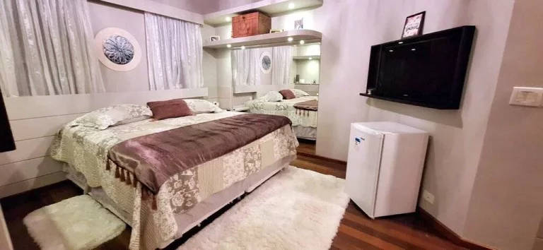 Imagem IMOVEL ESPETACULAR EM CONDOMINIO FECHADO COM TODA SEGURANÇA