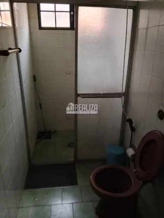 Imagem Casa à venda em Boa Vista, Uberaba - 3 dormitórios e suíte