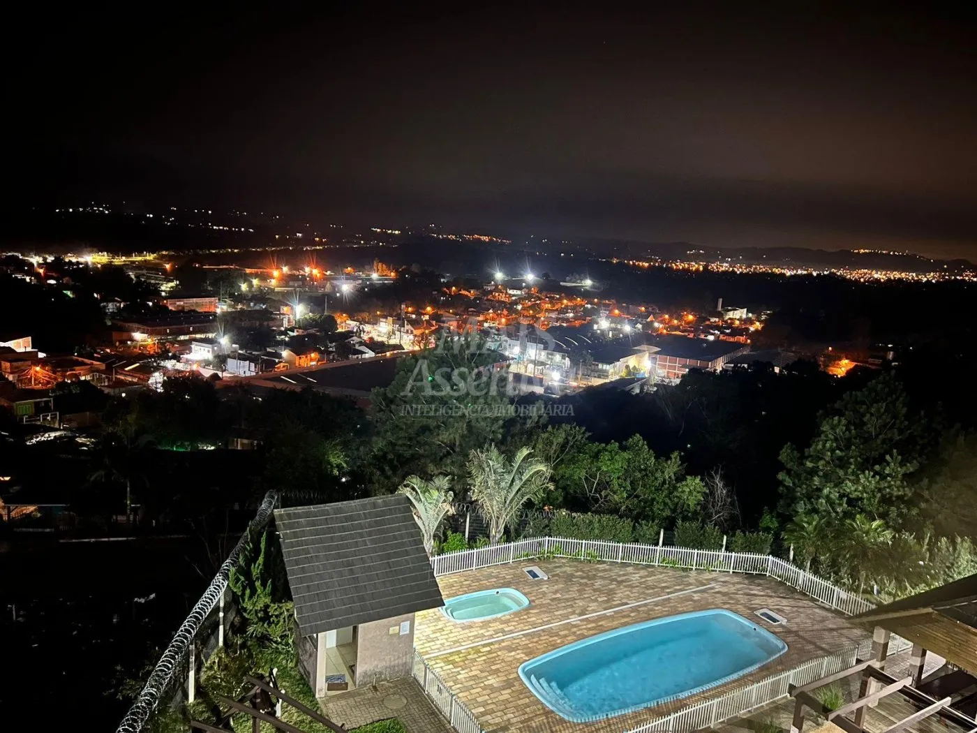 Imagem Apartamento semi mobiliado para venda no Monte Brasil