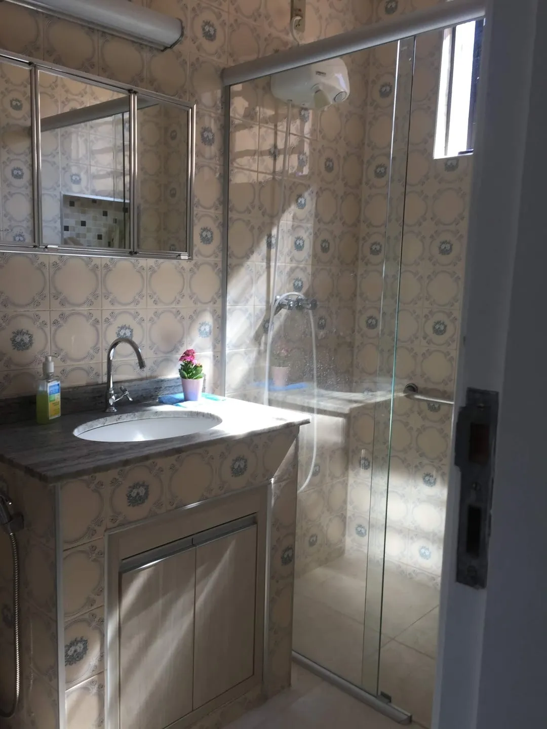 Imagem Casa à venda 5 Quartos, 1 Suite, 3 Vagas, 300M², Residencial Ouro Verde, Pindamonhangaba - SP