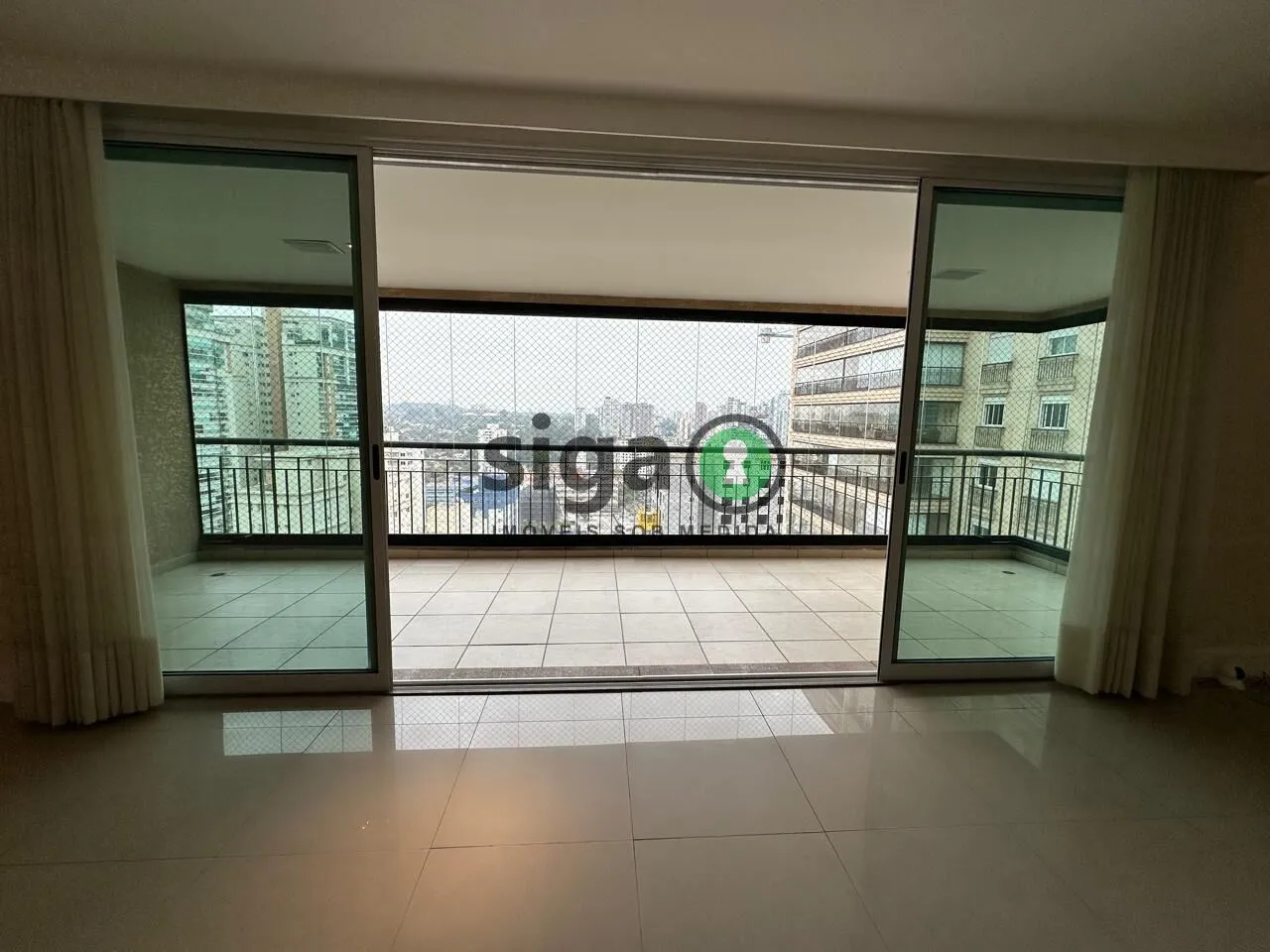 Imagem LINDO APTO 218M 3 SUITES MUITO AMPLO