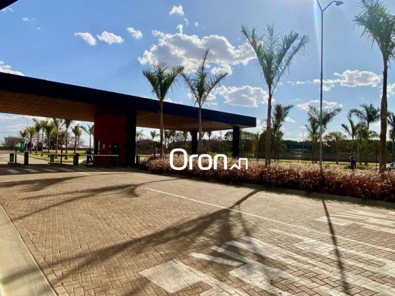 Imagem Sobrado com 3 dormitórios à venda, 166 m² por R$ 1.260.000,00 - Jardins Lyon - Goiânia/GO