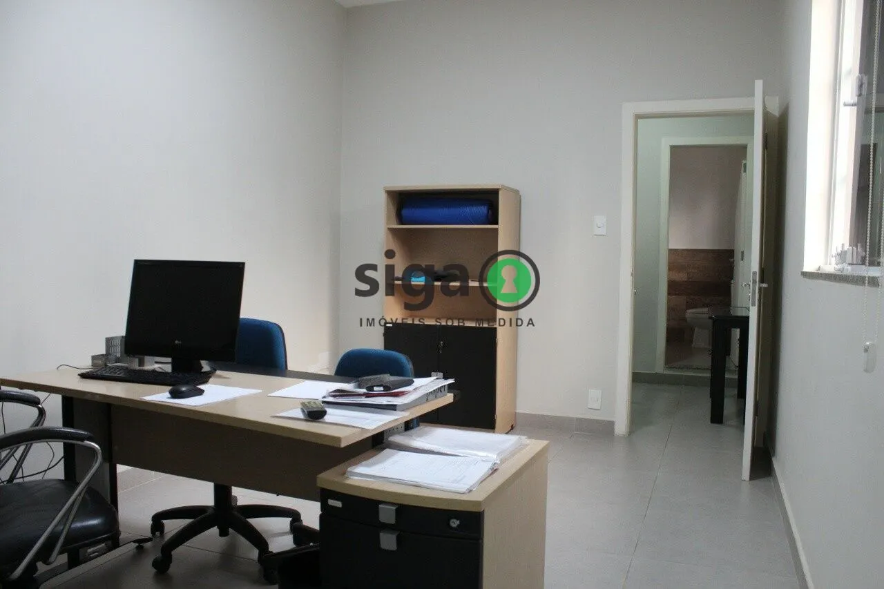 Imagem SOBRADO EM CAMPO BELO com 3 dormitórios sendo 1 suite e 2 vagas garagem