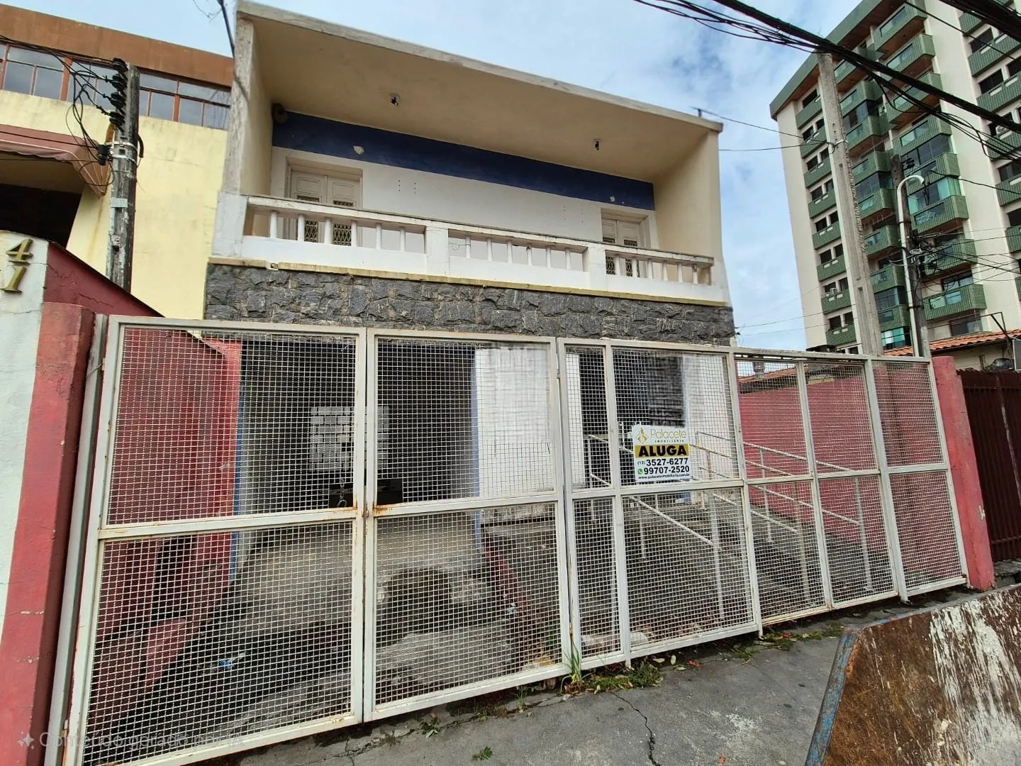 Foto do imóvel Imóvel Comercial Exclusivo no Centro de Pindamonhangaba com Estrutura Versátil e Localização Estratégica!