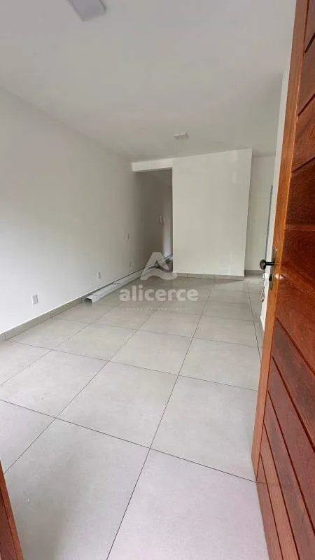 Imagem Casa à venda com 2 quartos 1 suíte, 65m² em Potecas São José