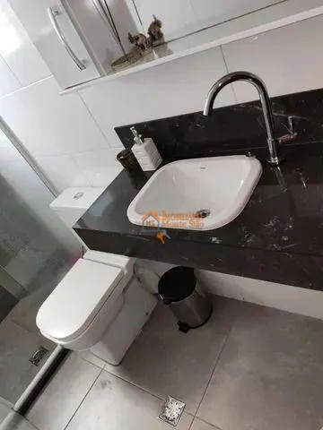 Imagem Apartamento com 2 dormitórios à venda, 61 m² por R$ 270.000,00 - Centro - Guarulhos/SP