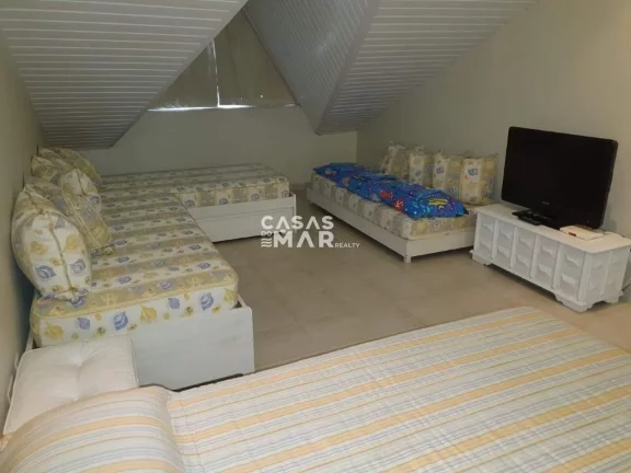 Imagem Imperdível oportunidade: Casa à venda em Angra dos Reis-RJ, Praia da Ribeira (cunhambebe) - 5 quartos, 4 suítes, 5 banheiros, 3 vagas, 250m²!