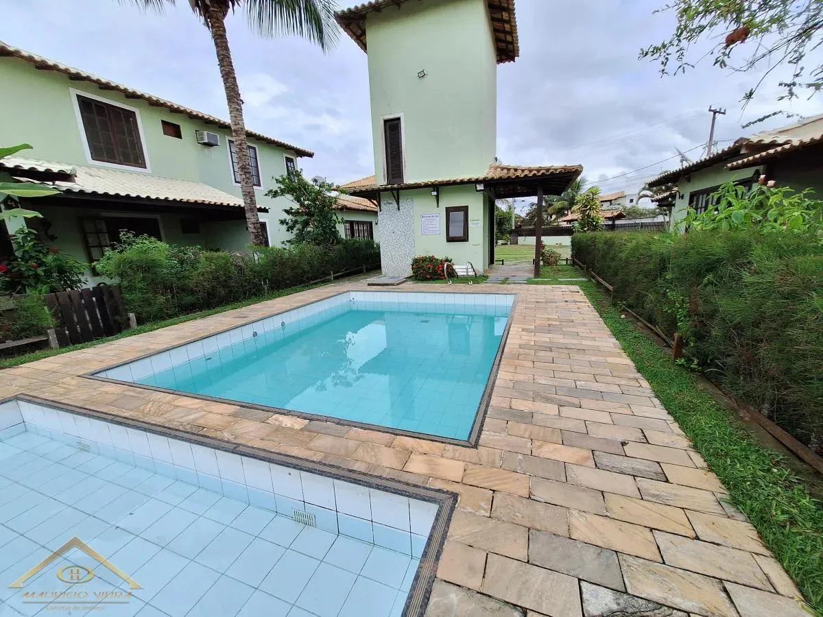 Imagem Casa em Condomínio para Venda em Cabo Frio / RJ no bairro Peró