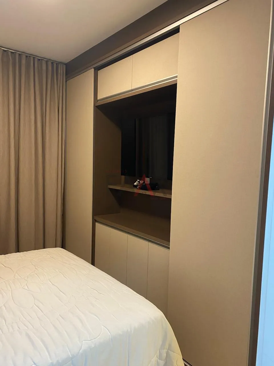 Imagem Apartamento no Golden Garden com 2 Quartos, 1 Suíte e 2 Vagas no Centro