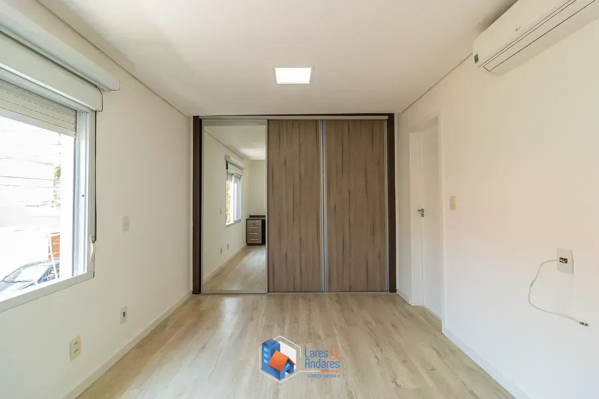 Imagem Casa para venda em Mirandópolis com 4 quartos, sendo 4 suítes, 405m²