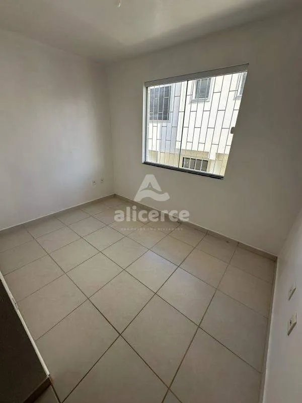 Imagem Sobrado com 2 Dormitórios no Bairro Bela Vista - Conforto e Praticidade em Palhoça