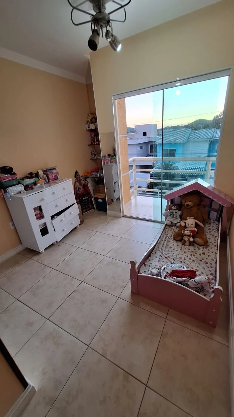Imagem Casa Duplex no Condomínio Village do Moinho IV em Arsenal - São Gonçalo/RJ