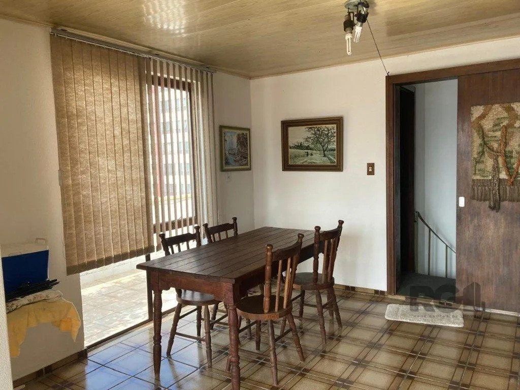 Imagem APARTAMENTO COBERTURA - 3 doms. 1 vaga - 166,09 - m² - MENINO DEUS