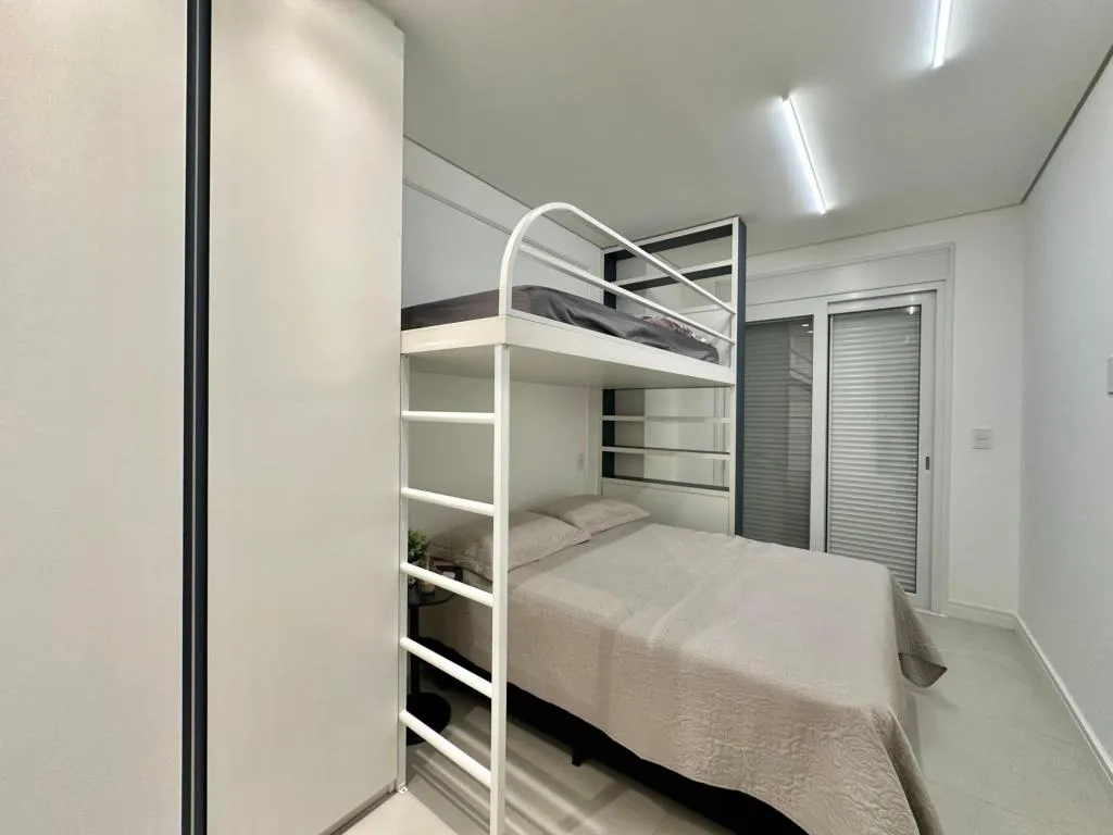 Imagem Casa em Condominio 3 Dormitórios - Bairro Zona Nova