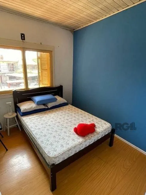 Imagem Casa de 3 dormitórios, bairro Sarandi